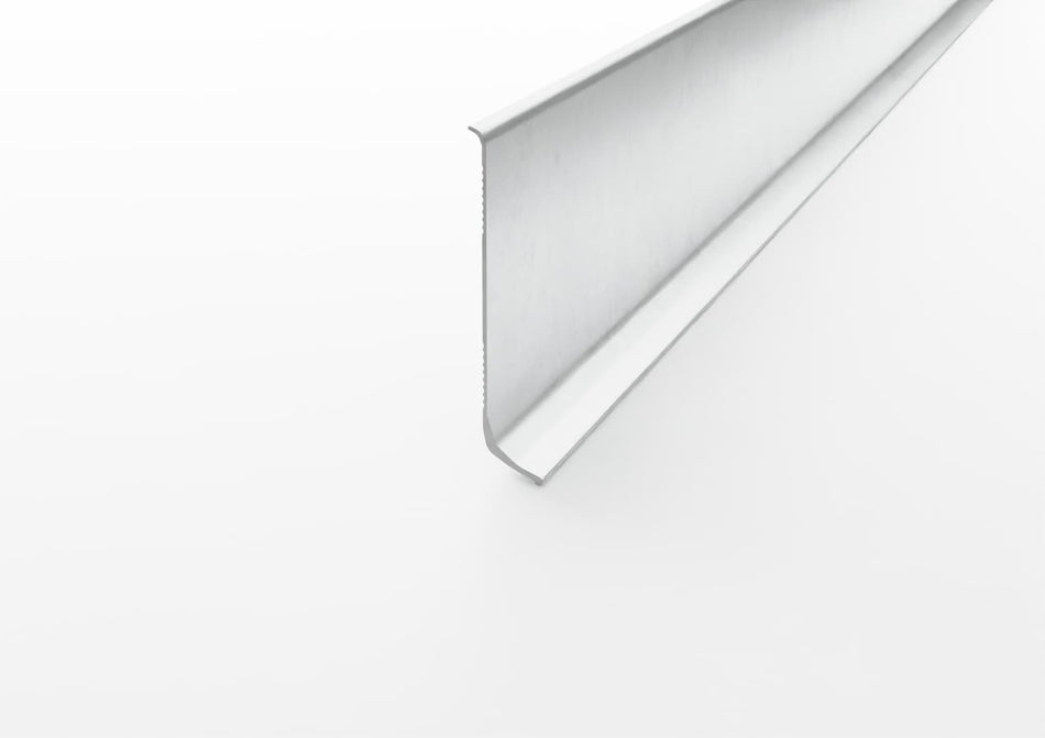 Rodapié cóncavo de aluminio. Barra de 2,5 m
